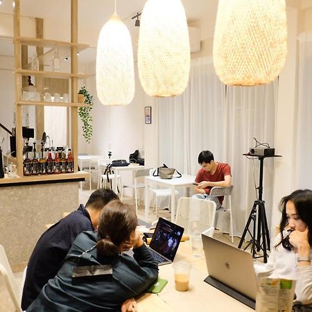 Ben&Pooh Hostel Бангкок Екстер'єр фото