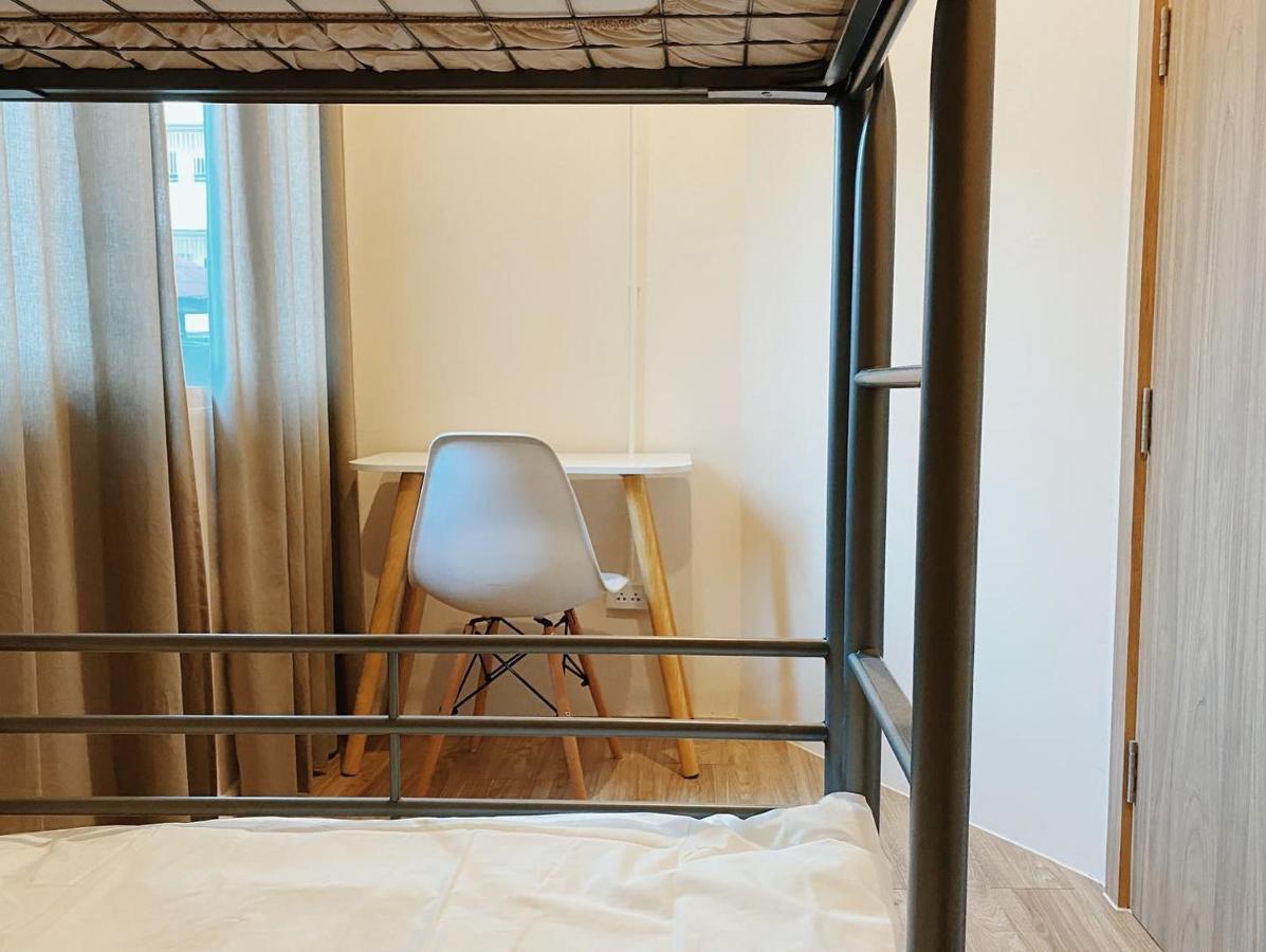 Ben&Pooh Hostel Бангкок Екстер'єр фото