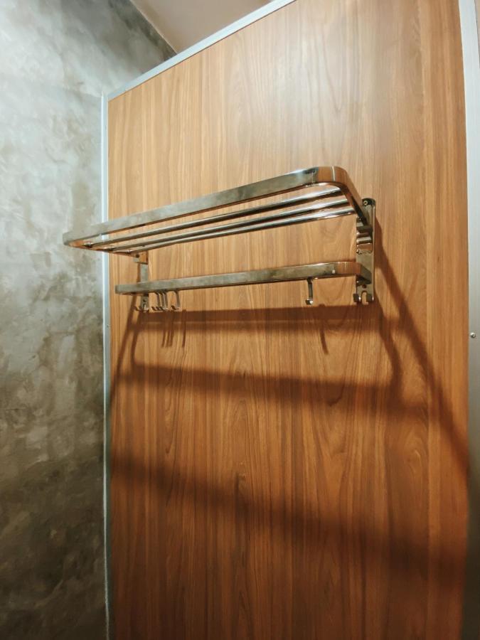 Ben&Pooh Hostel Бангкок Екстер'єр фото